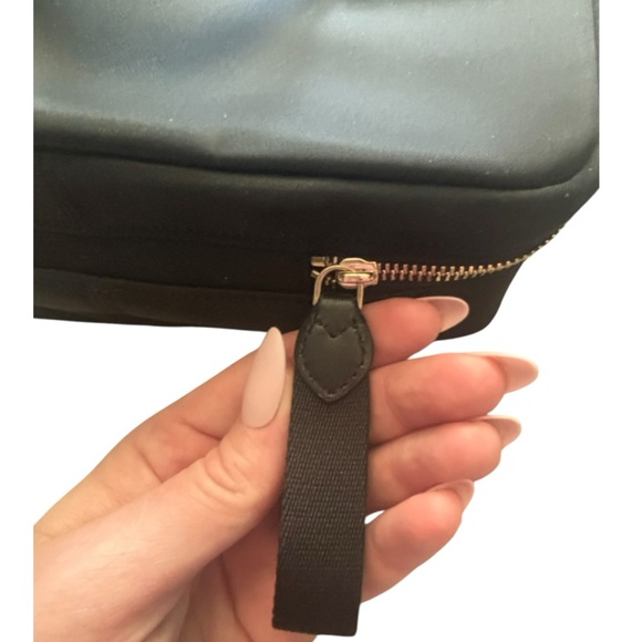 Kate Spade Chelsea Black Travel Makeup Bag - Picture 3 of 12
